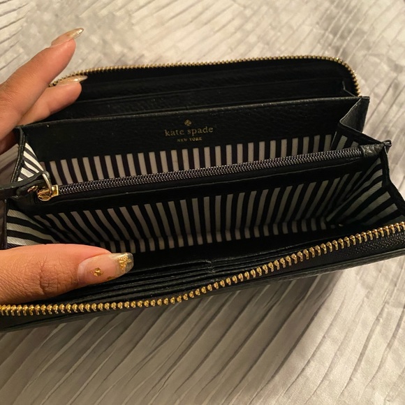 Kate Spade Wallet - Picture 5 of 6